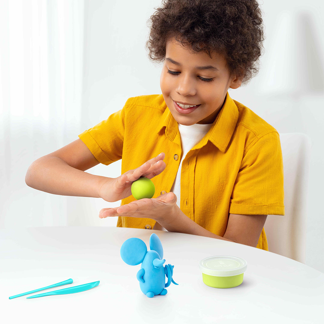 Hey Clay Fluffy Pets - Interactive Air-Dry Modeling Clay Set