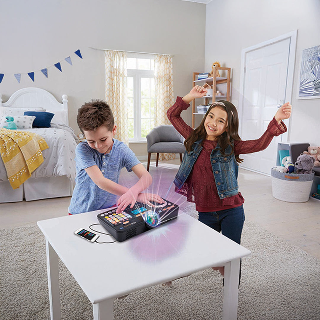 Creating the Zone: Why a Dedicated Kids' Table is a Growth Milestone