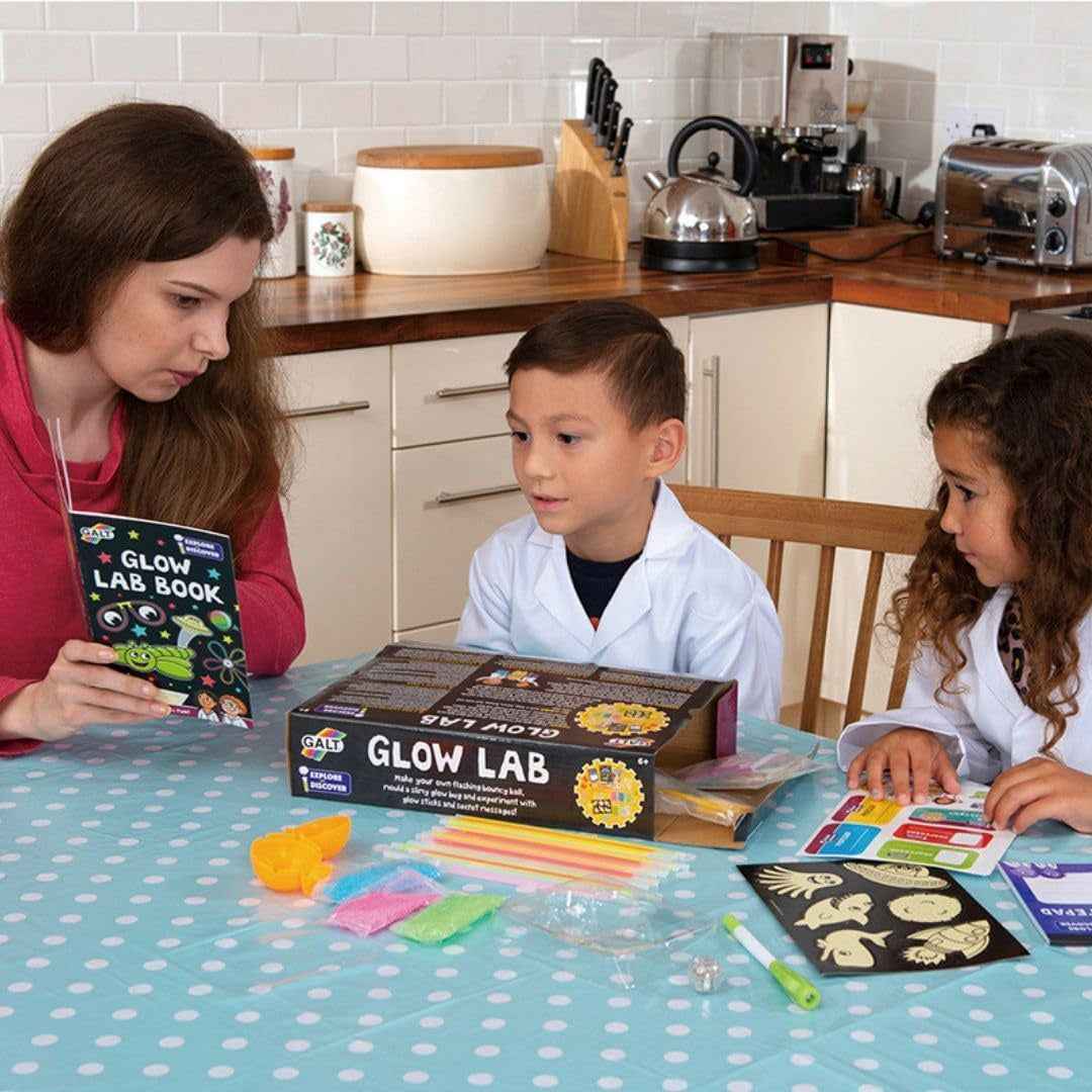 Galt Glow Lab Science Kit - Exciting Experiments for Budding Scientists