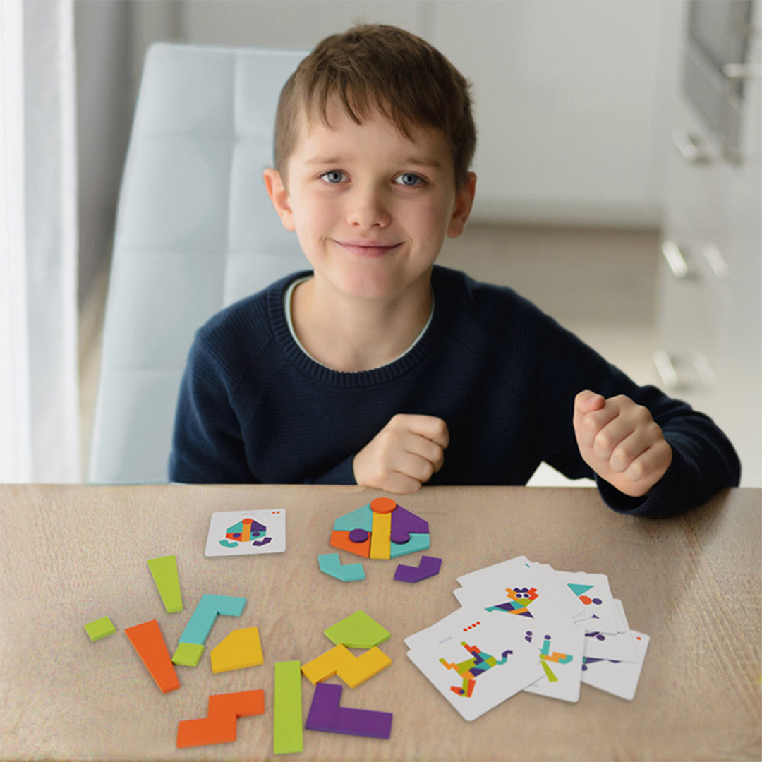 Preschool color cognitive pattern blocks with smooth safety edges for creative activity toys.
