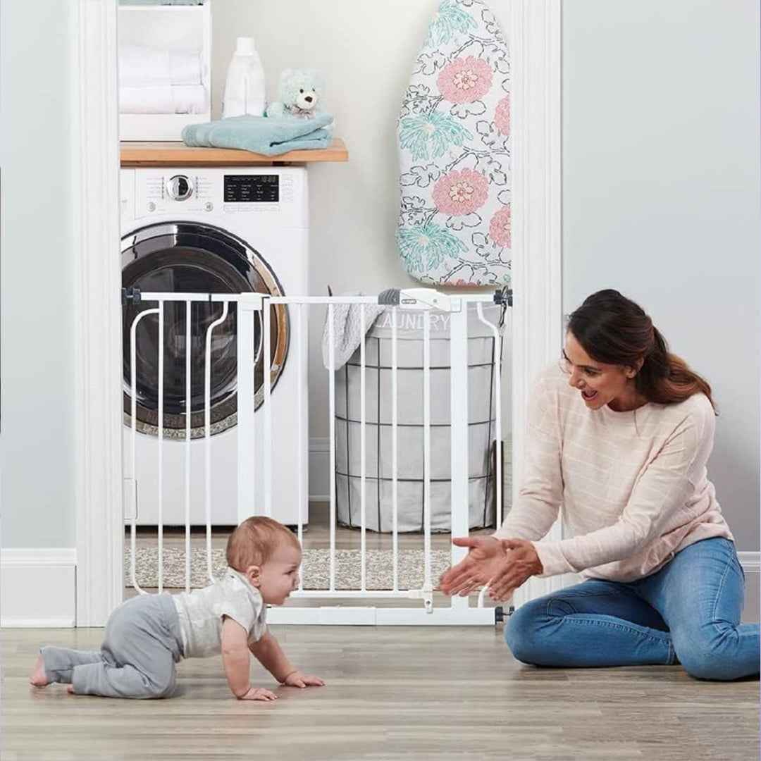 Regalo Easy Step - Walk-Through Baby Safety Gate - Toyspry
