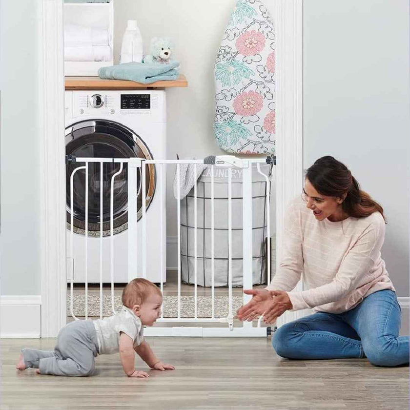 Regalo Easy Step - Walk-Through Baby Safety Gate