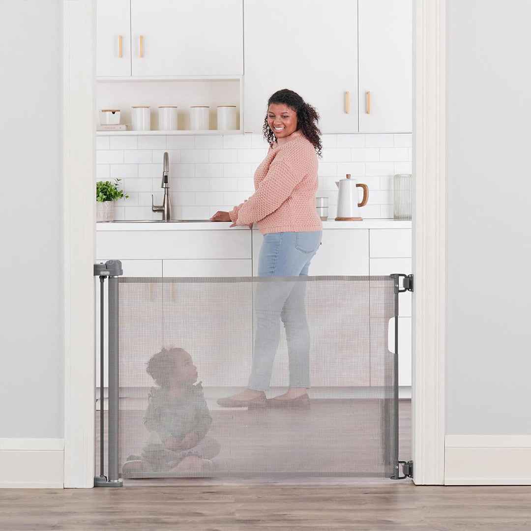 Regalo Fabric Mesh Retractable - Baby Safety Gate