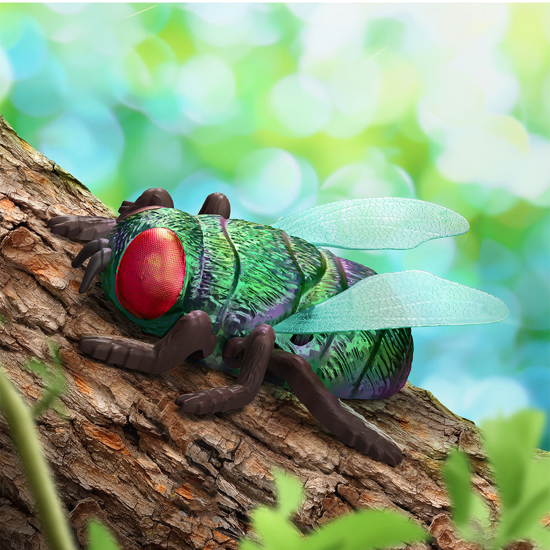Terra by Battat RC Climbing Green Bottle Fly Toy.
