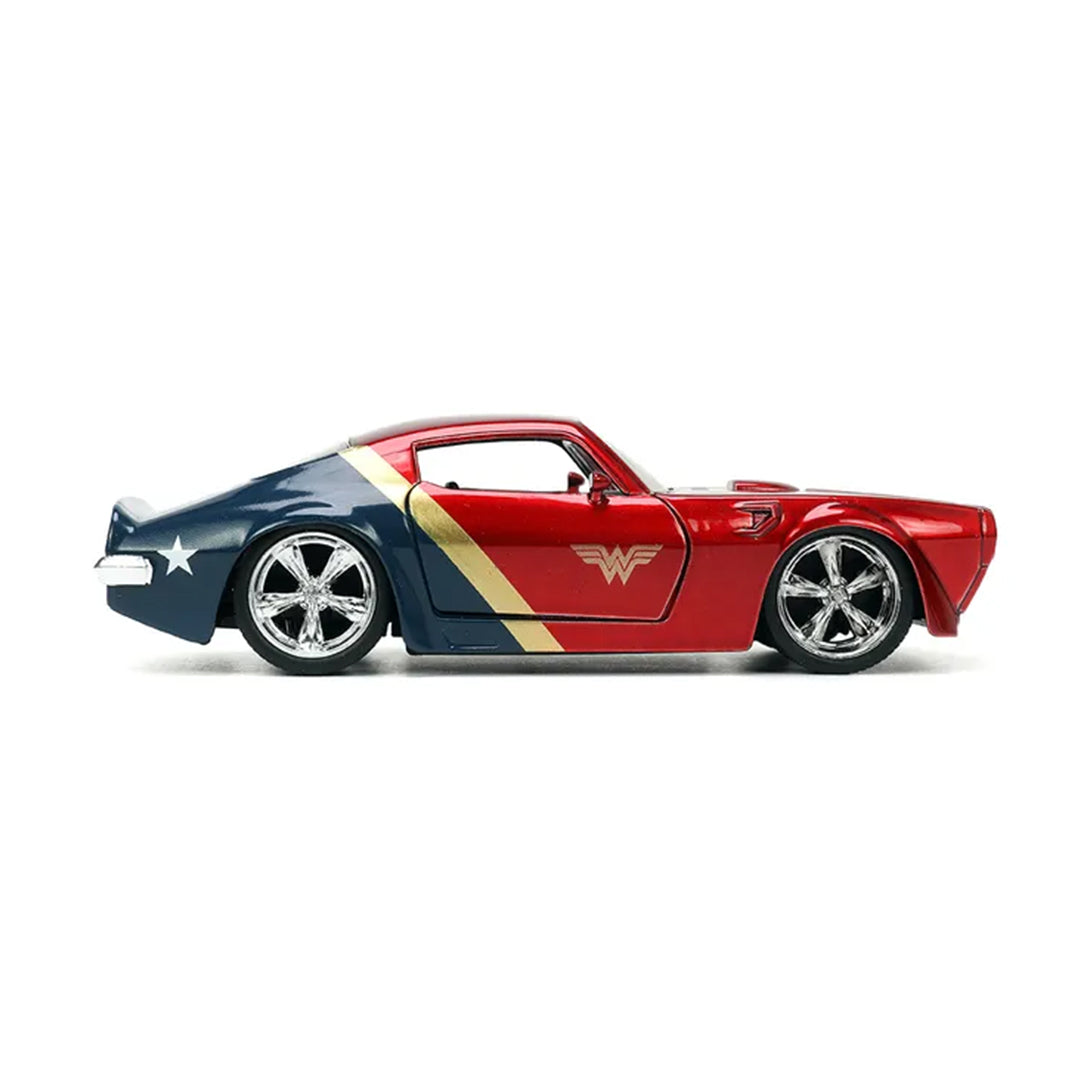Wonder Woman Pontiac Firebird - 1:32 Diecast Model Car with Figure - Toyspry